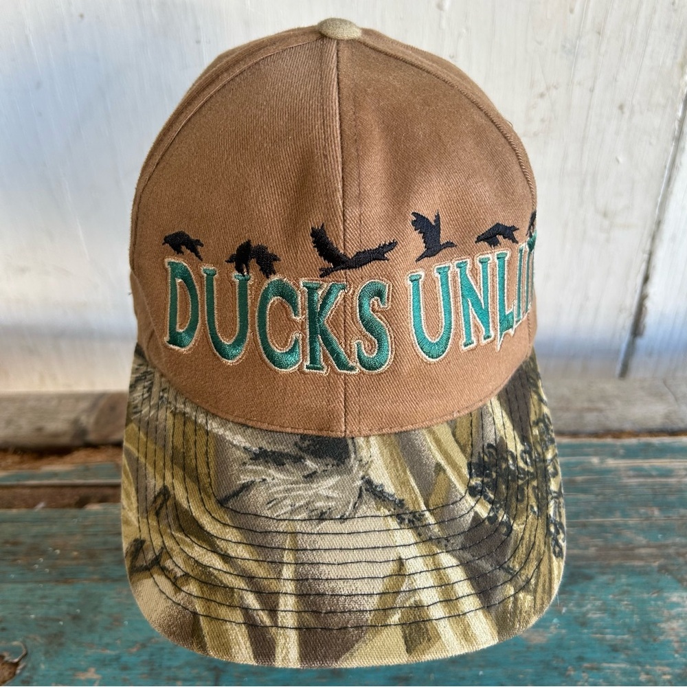 Vintage Camo DUCKS UNLIMITED Strap Back Hat Embroidered Spell Out Camouflage